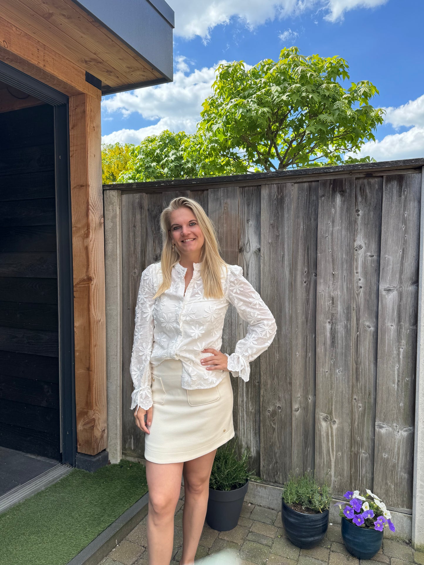 Pouvoir | Stijlvolle, geborduurde blouse