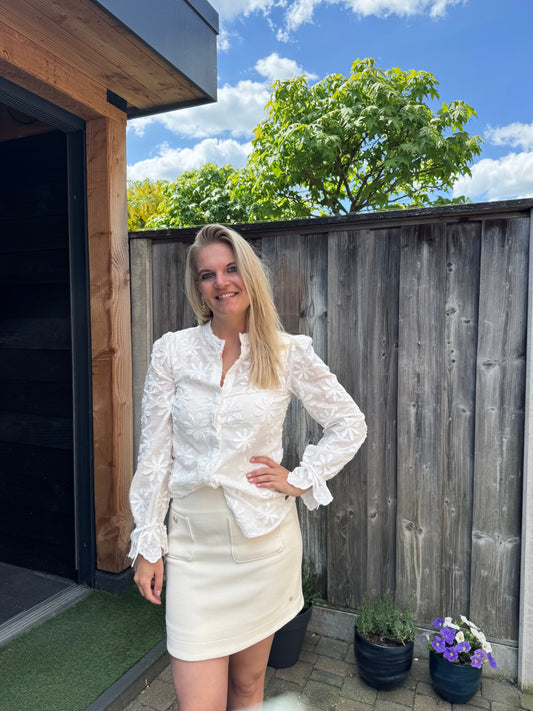 Pouvoir | Stijlvolle, geborduurde blouse
